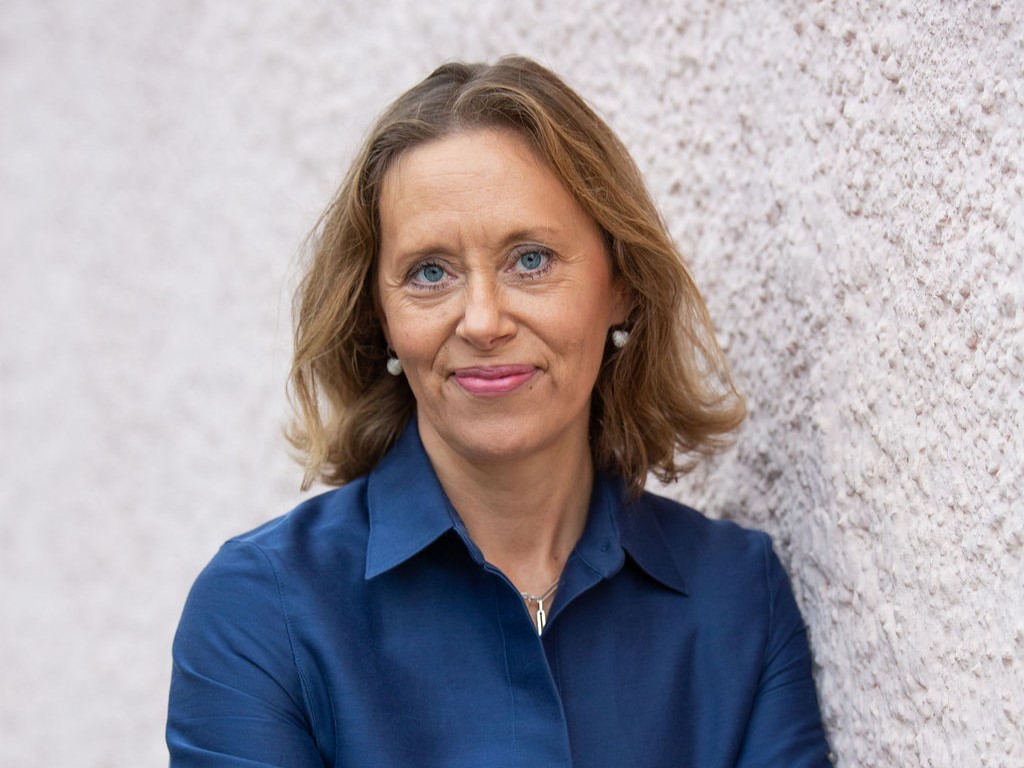 Maria Westman, grundare av C by West AB. Bilden visar huvud, ansikte och axlar.
